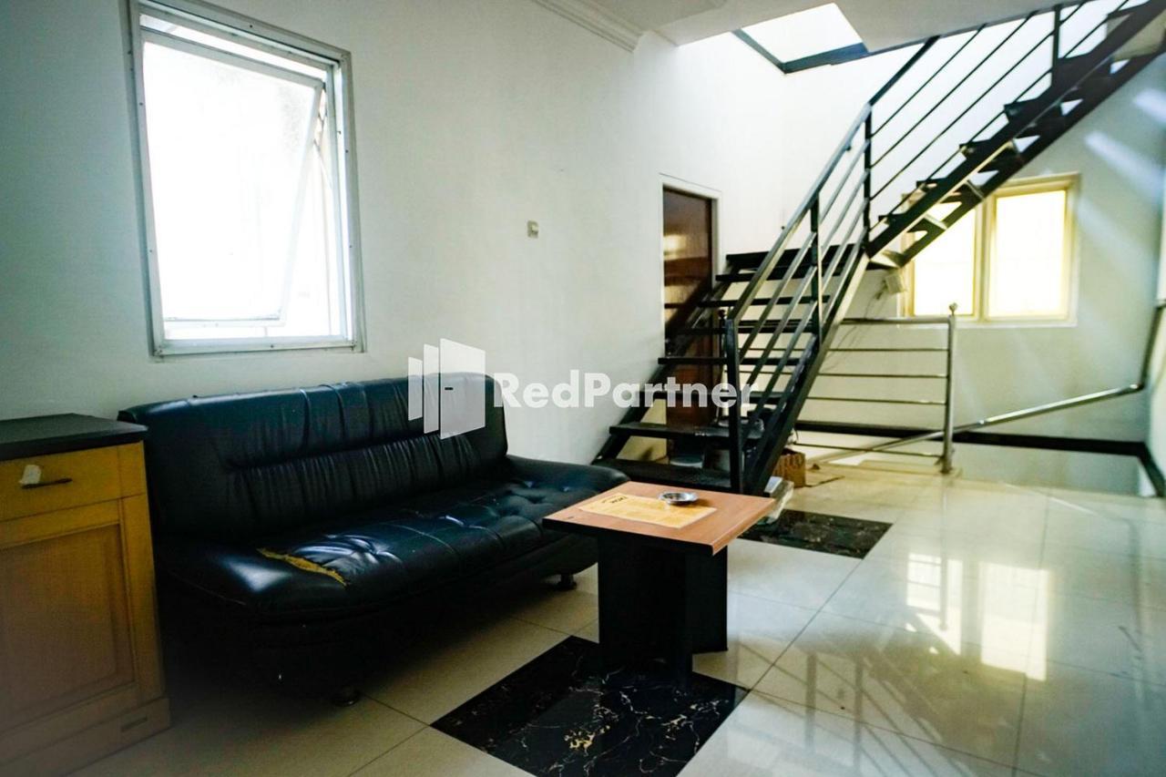 Hoki Homestay Redpartner Surabaja Exteriér fotografie