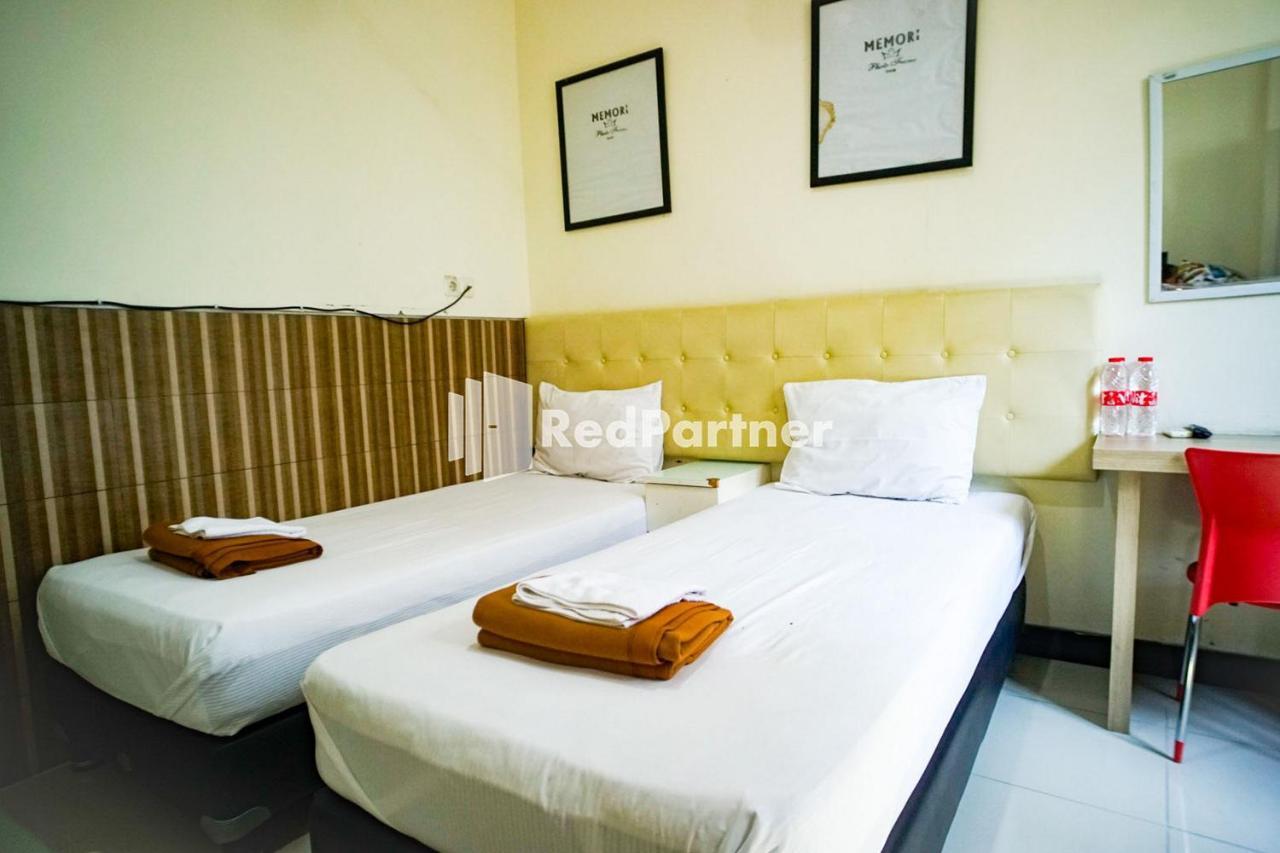 Hoki Homestay Redpartner Surabaja Exteriér fotografie